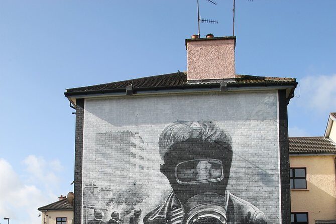 Londonderry Private Walking Tour With A Professional Guide - Who Is This Tour Best Suited For?