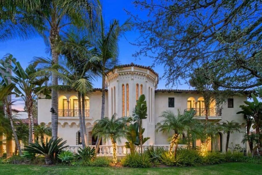 Los Angeles: True Crime Sightseeing Limo Tour - The Value Proposition