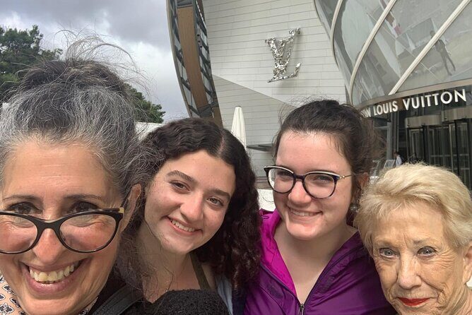 Louis Vuitton Foundation Exterior Walking Tour and Premium Entry - Inside the Foundation: Art and Exhibition Highlights