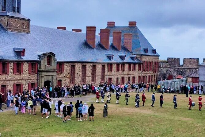 Louisbourg Fortress, Lighthouse and Cliffside Adventure - Exploring the Fortress of Louisbourg