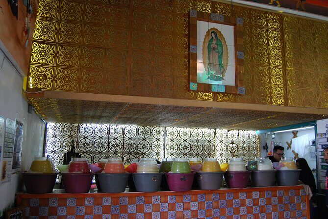 Lucha libre show & Pulque tasting by bicycle - Authentic Experiences and Personal Touches