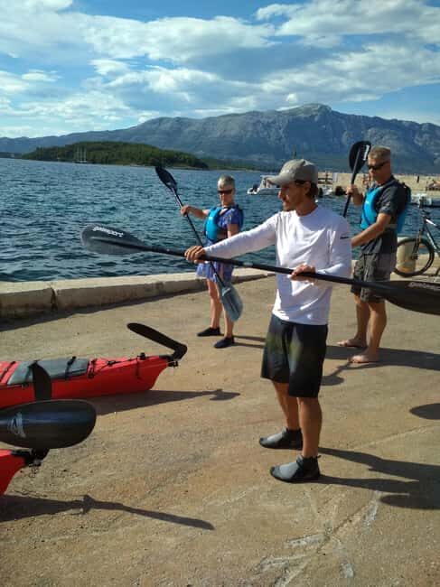 Lumbarda - Sunset Kayak Tour with a Picnic - Wine and Sweets - What’s Included and Practical Considerations