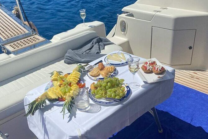 Luxury Power Yacht Cruise - The Practical Details