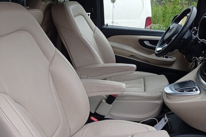 Luxury Private Transfer from/to Fiumicino Airport to Rome Center - The Journey