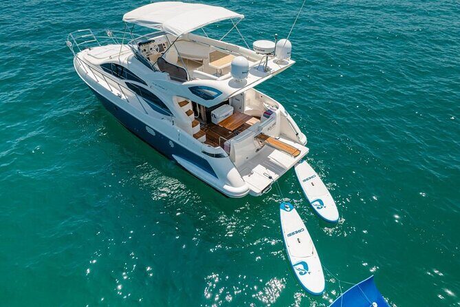 Luxury Yacht Experience in Los Cabos 45 FT - Who Should Consider This Tour?