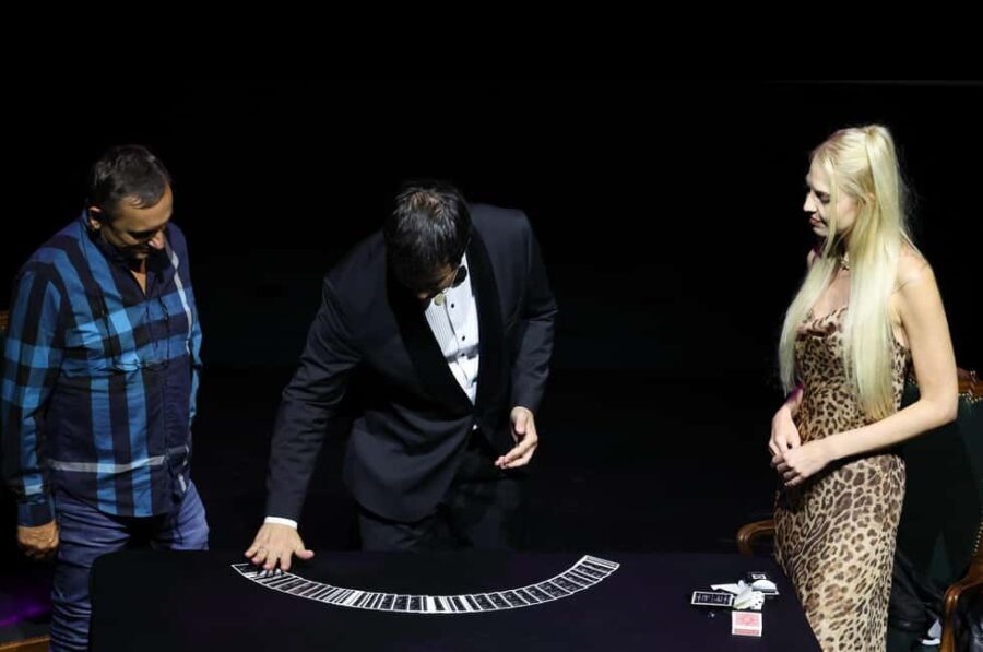 Magic World Close Up Wonders - Practical Tips for Visitors