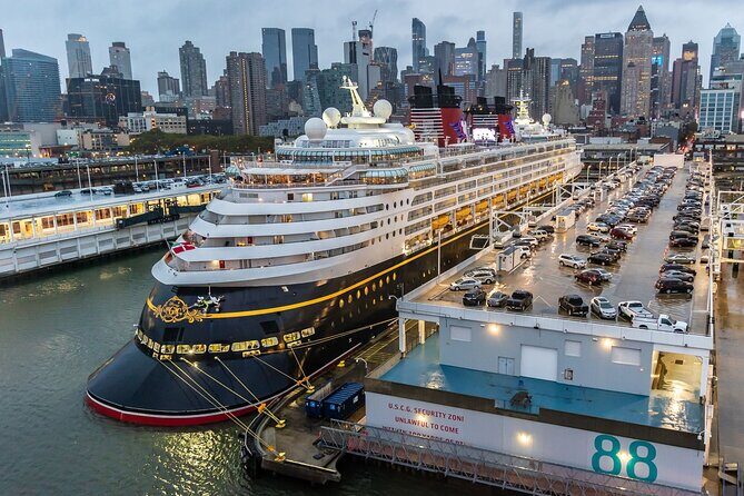 Manhattan Cruise Terminal to LGA Airport XL Mini Van - Who Would Benefit Most From This Service?