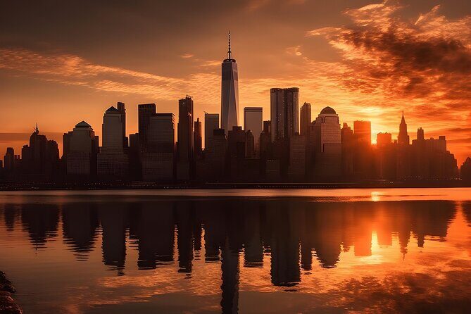 Manhattan Skyline Night Cruise Music from Midtown - Who Should Consider This Cruise?