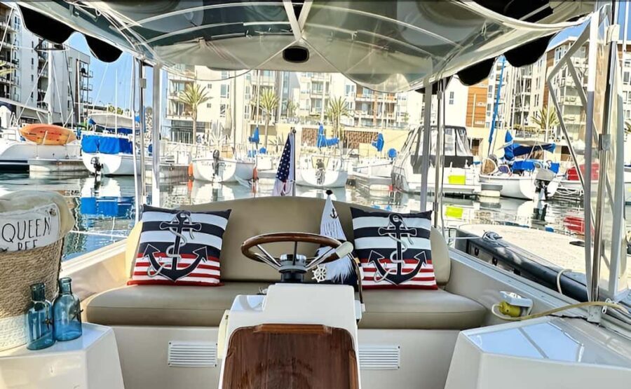 Marina Del Rey Luxury Boat Cruise Wine, Charcuterie Sealions - Detailed Breakdown of the Itinerary