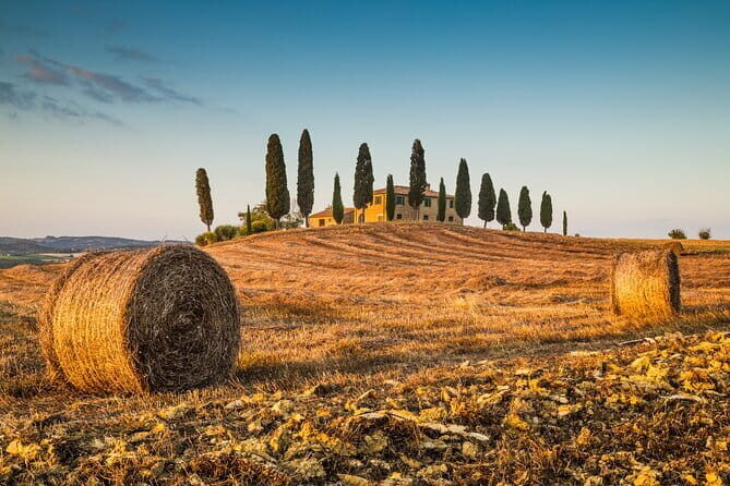 Medieval Tour in Monteriggioni and Val d'Orcia from Florence - Pienza: Renaissance Charm on a Hilltop
