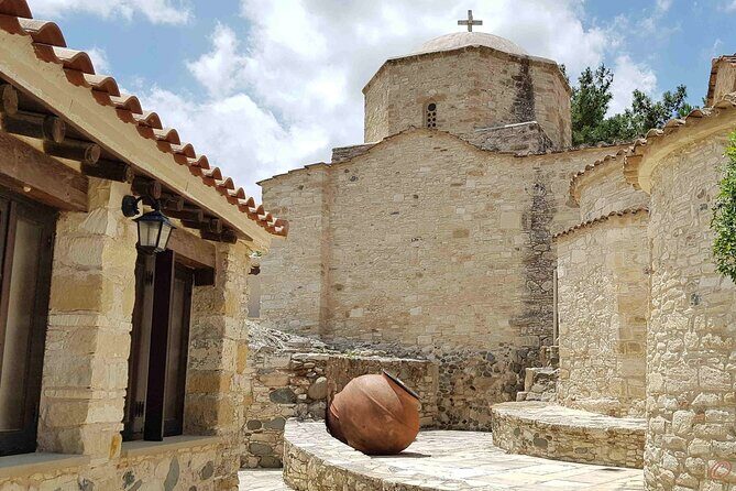 Meet the locals of Troodos mountains - FAQ