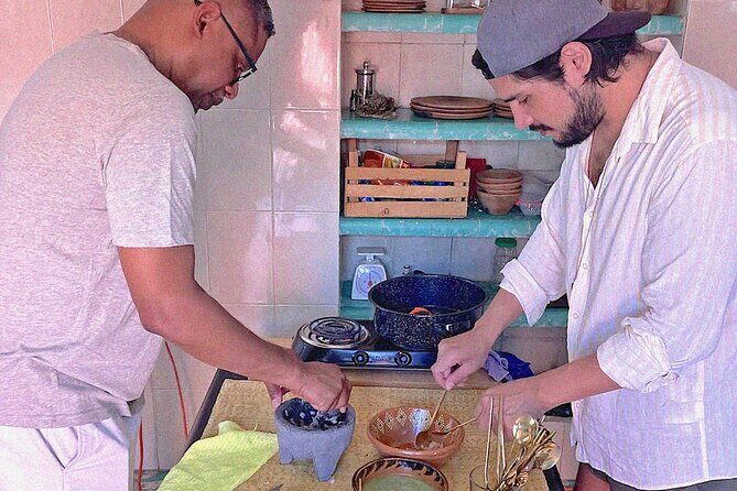 Mexican Salsas Masterclass with Silvestre - What to Expect from the Mexican Salsas Class