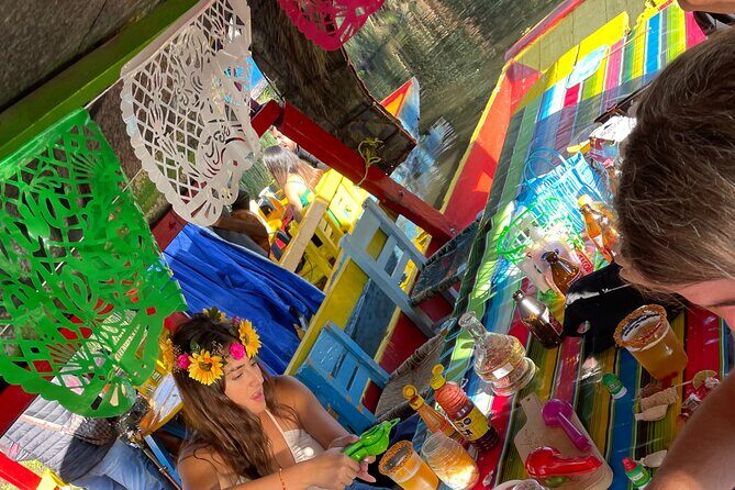 Mexico City Canals by Boat with Live Commentary with Meal Drinks - Who Will Love This Tour?