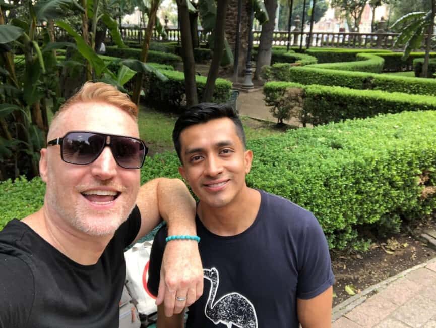 Mexico City: North Walking Tour with Library Visit - Architectural Marvels and Cultural Insights