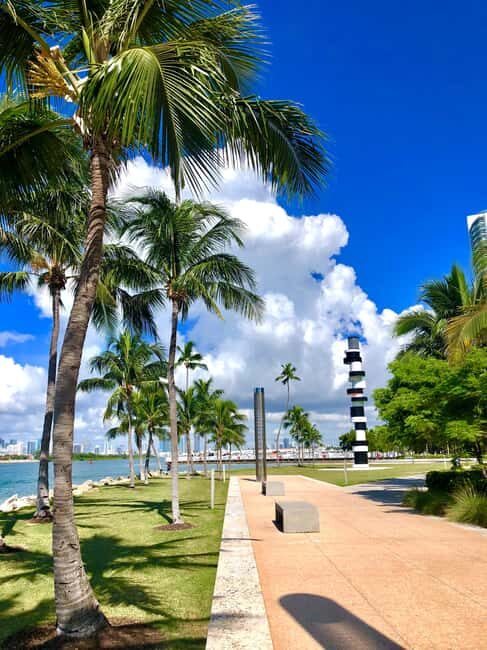 Miami Beach: Guided Tour with Expert Local Guide - Who Should Consider This Tour?