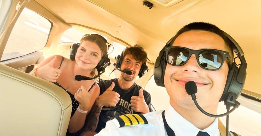 Miami: Downtown Private Airplane Tour with Soft Drinks - What Makes This Tour Stand Out?