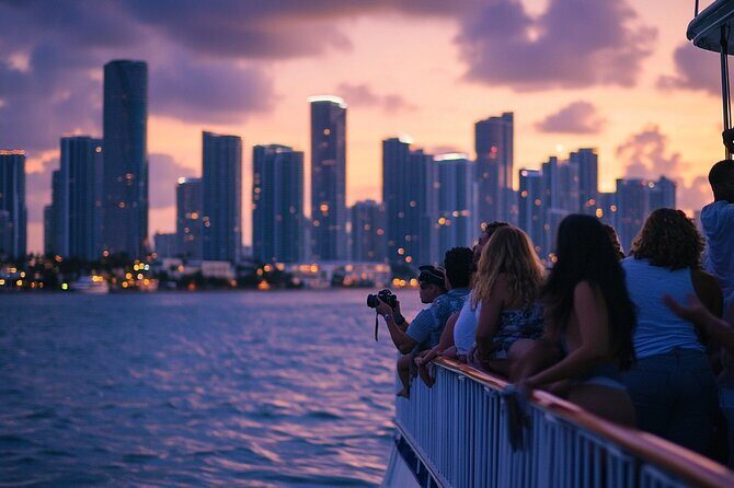 Miami Walking and Boat Tour 5-hour Combo Tour - Deep Dive into Each Stop