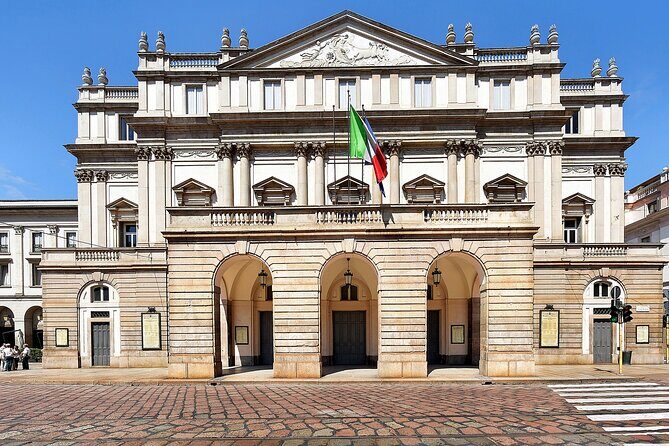 Milan's Opera Gem and La Scala Guided Walking Tour - The Itinerary: What to Expect
