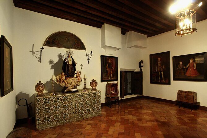 Monastery Royal Barefoot Visit with entrance without waiting for queues - The Art and Decoration