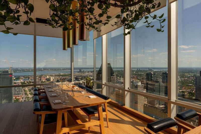 Montreal: Guided Pub Crawl of the City's Skyline Bars - What to Expect on the Montreal Skyline Bar Crawl