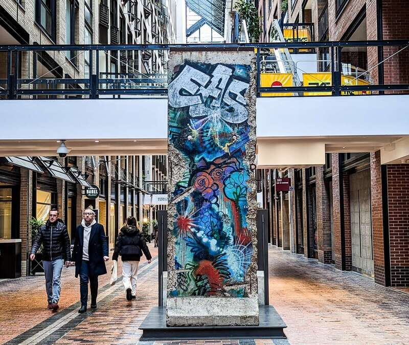 Montreal: RESO Underground City and Downtown Walking Tour - Why This Tour Offers Great Value