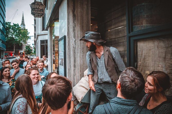 Moonshine Saloon: Western Cocktail Experience in London - Who it’s best for: