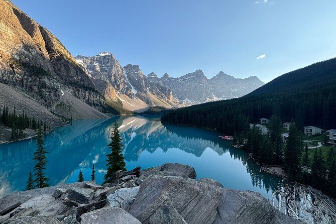 Moraine Lake And Lake Louise Tour from Banff - Transportation and Comfort