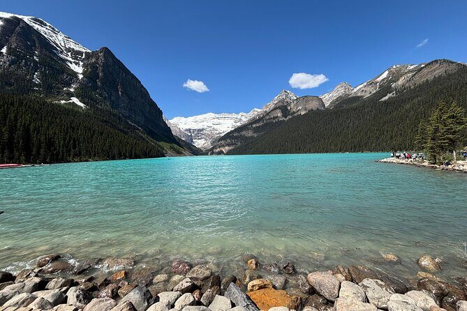 Moraine Lake & Louise & Banff Day Tour From Calgary-Canmore-Banff - Transportation & Group Size