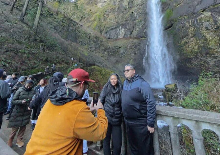 Multnomah Falls: Sunset Guided Tour to Five Waterfalls - The Itinerary in Detail