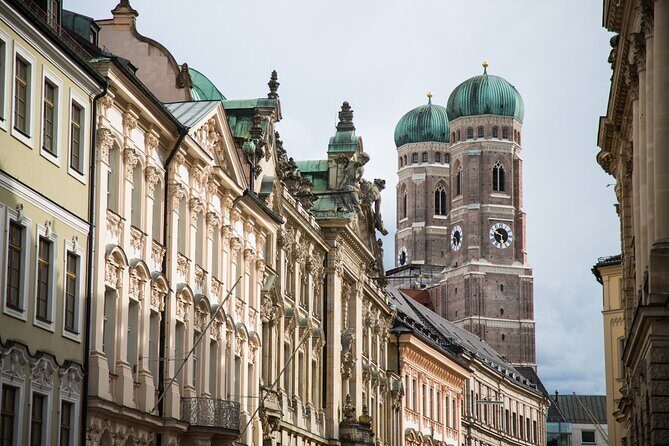 Munich Sightseeing Hopping with traditional delicacies - Practical Details & Value