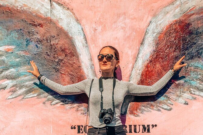 Murals and Graffiti Photoshoot - Posh Melrose with a Photographer in Los Angeles - What You’ll Experience on the Tour