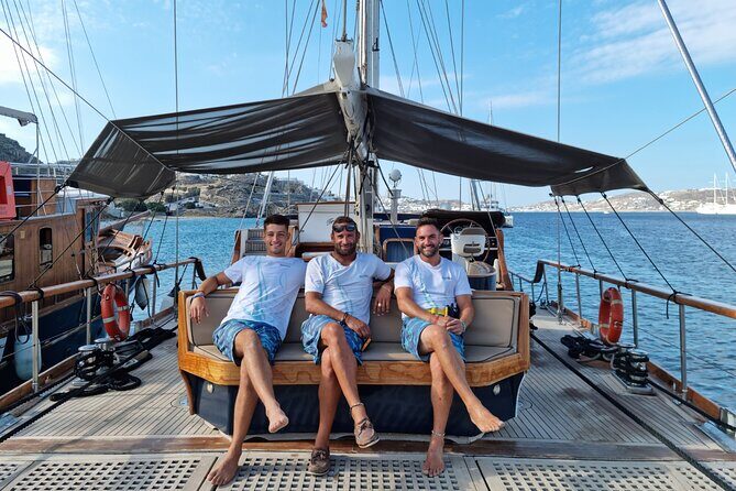 Mykonos Sail Cruise to Rhenia, Guided Tour of Delos, Lunch&Drinks - The Itinerary: A Closer Look