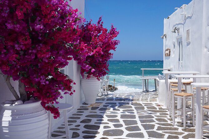 Mykonos Town & Visit a local Brewery : Walking Tour with Tasting - A Walk Through Mykonos Town: What to Expect