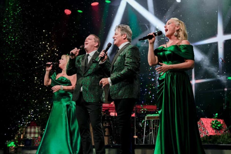 N. Myrtle Beach: Greg Rowles Legacy Theatre Christmas Show - The Itinerary and Performance Details