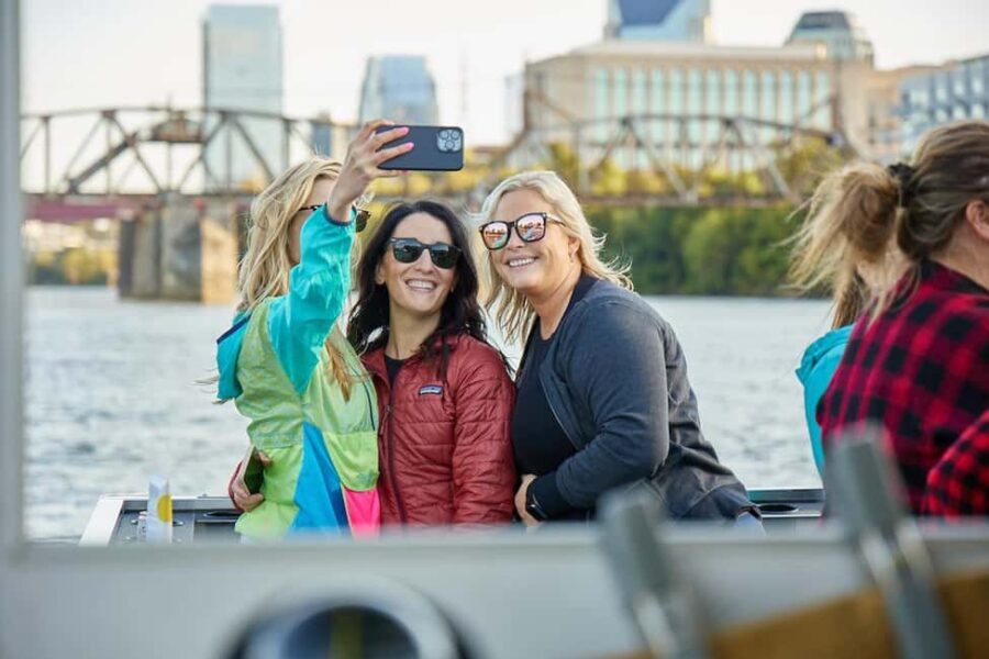 Nashville: Family Friendly River Cruise - The Sum Up