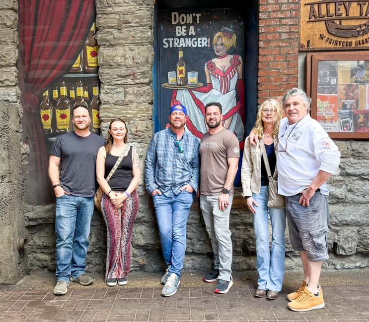 Nashville: Live Music Bar Crawl with Local Artists - The Venues and Live Music Experience