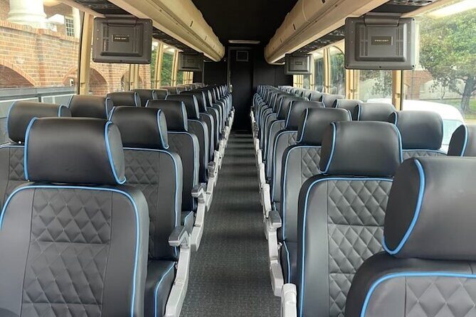 Nashville Private Airport Transportation for Big Groups - Pricing and Value