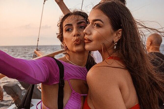 New York City Blue Booze Cruise Experience - Deep Dive into the Details