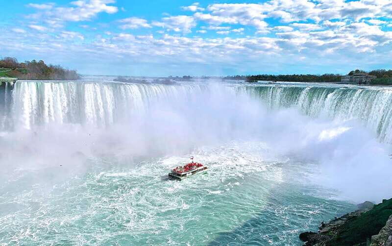 Niagara Falls Tour with Skip the Line Cruise & Maple Tasting - Who Should Consider This Tour?