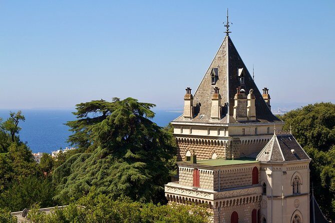 Nice Private Walking Tour With A Professional Guide - Why Travelers Love This Tour (Based on Reviews)