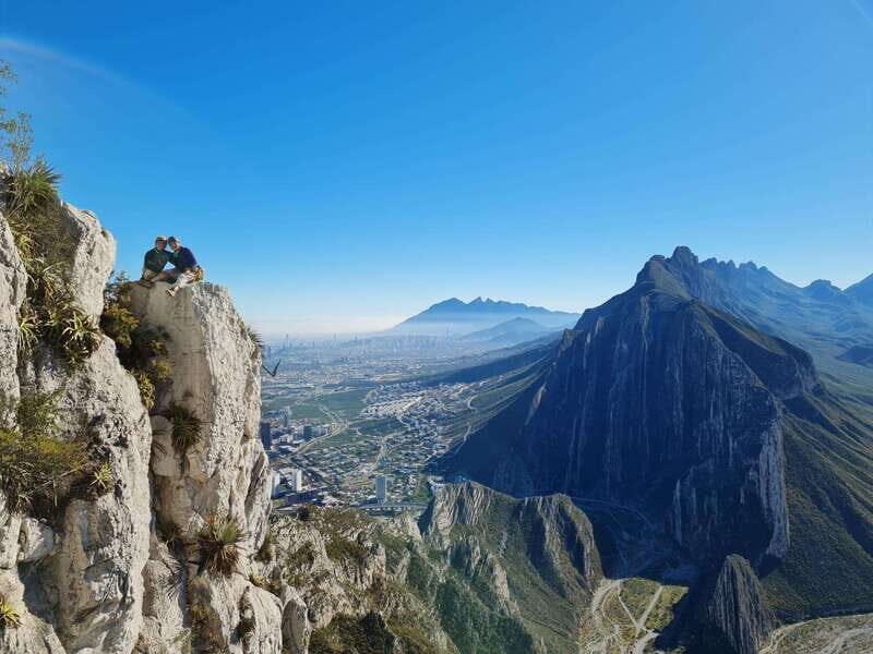 Nido de Aguiluchos: Hiking, rappel and breathtaking photos - The Experience in Context: Is It Worth It?