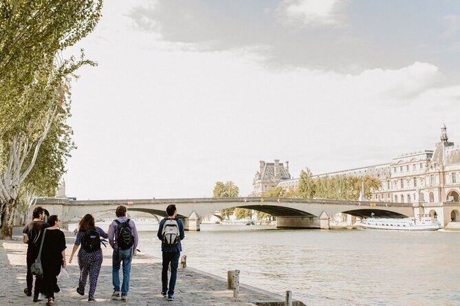 Night Out in Paris: Boho Vibes & City Lights - Experience and Atmosphere: What You Can Expect  