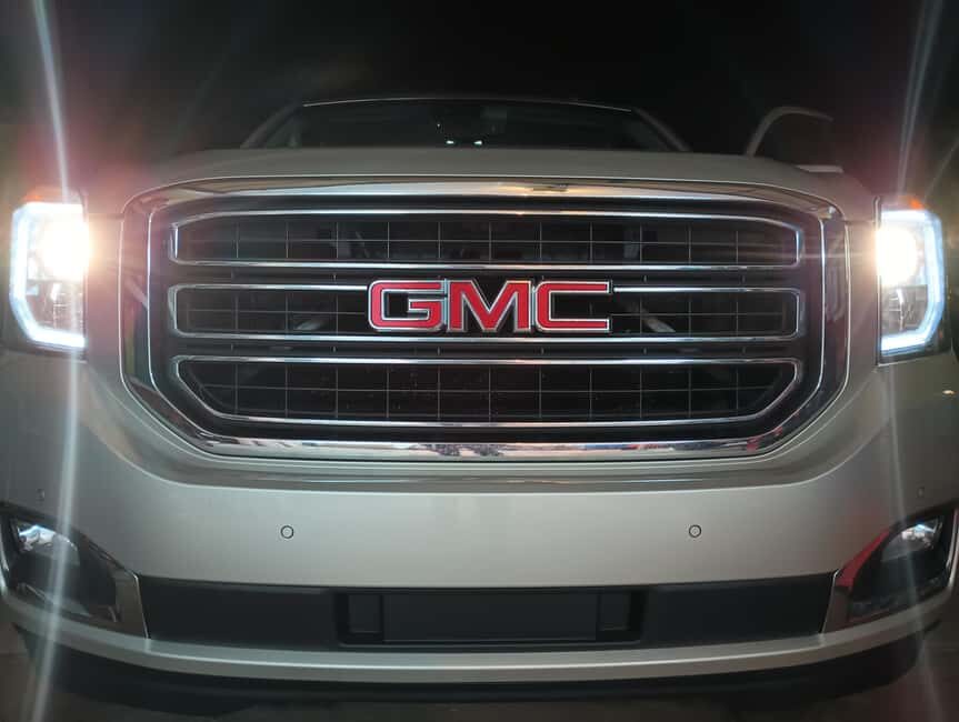 NON BUS Traverse City VIP Brewery Distillery Wine Tour - The Itinerary: What to Expect at Each Stop