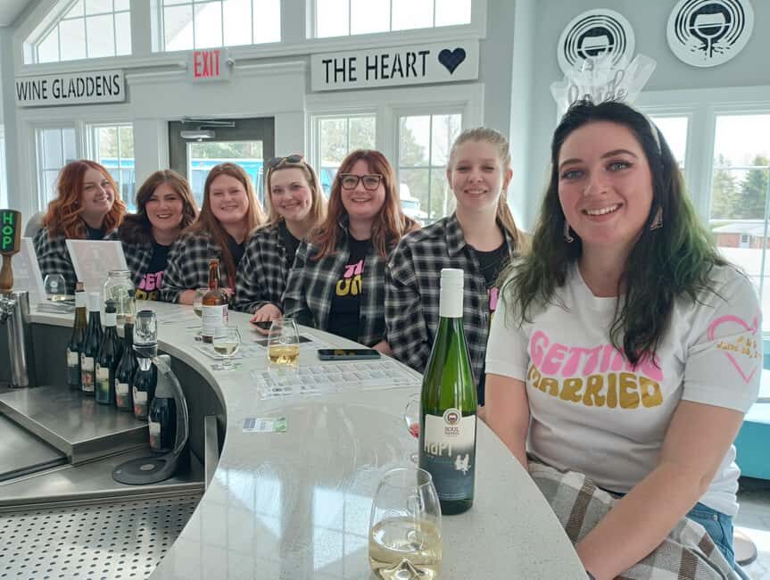 NON BUS VIP Cadillac Escalade Old Mission Traverse Wine Tour - Why Choose This Tour?