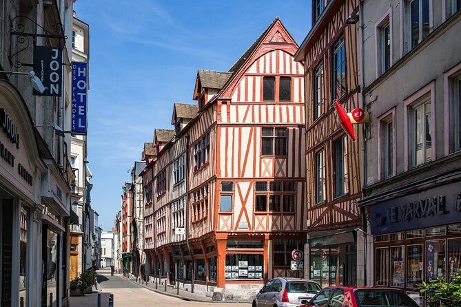 Normandy Day Trip: Rouen , Etretat , Deauville from Paris - The Experience: Comfort, Guide Expertise, and Flexibility