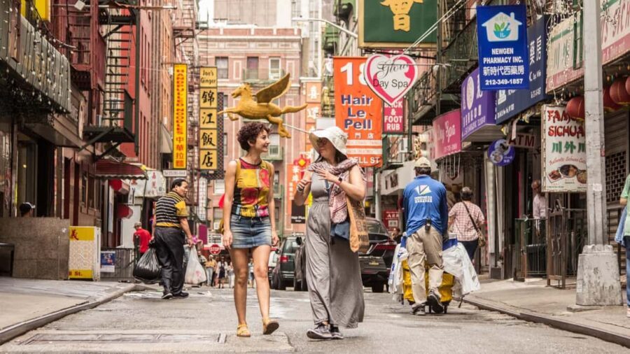 NYC: Custom Highlights & Hidden Gems Tour with a Local - Who Will Love This Tour?