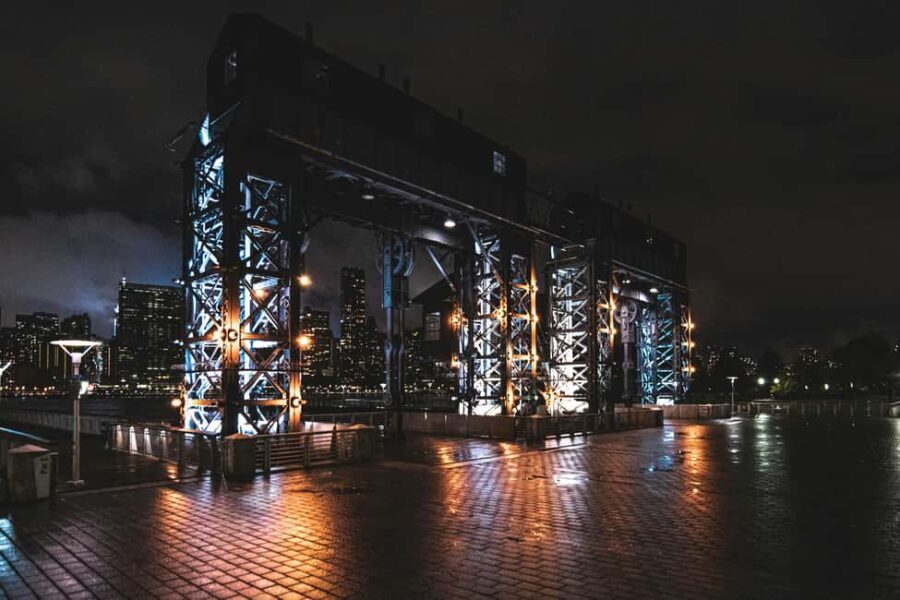 NYC: Night Tour and Viewpoints of New York - The Journey Back to Times Square