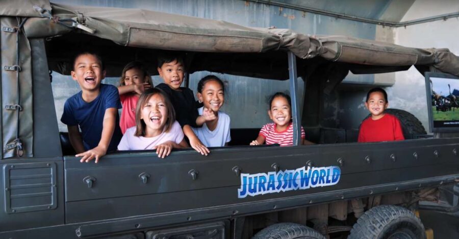 Oahu: Kualoa Ranch Hollywood Film Locations Tour - The Guide and the Experience