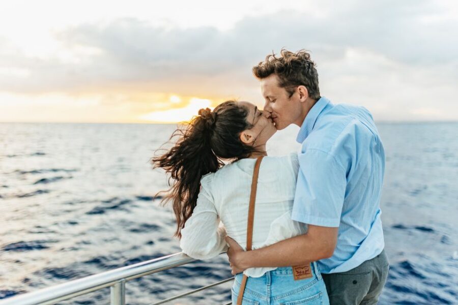 Oahu: Waikiki Sunset Catamaran Cocktail Cruise - Practical Details & Tips