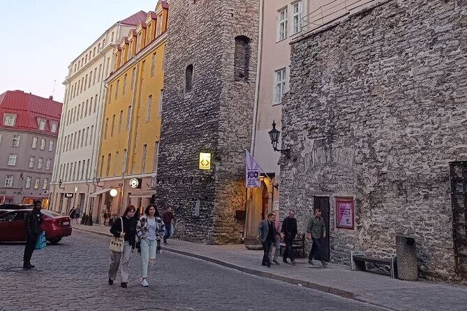 Old Tallinn & its Medieval Past Private tour - Exploring Tallinns Medieval Roots: A Deep Dive